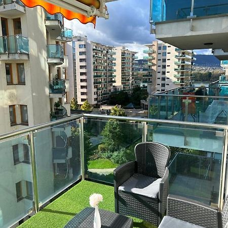 Marina Bay Apartman Budapest Exteriör bild